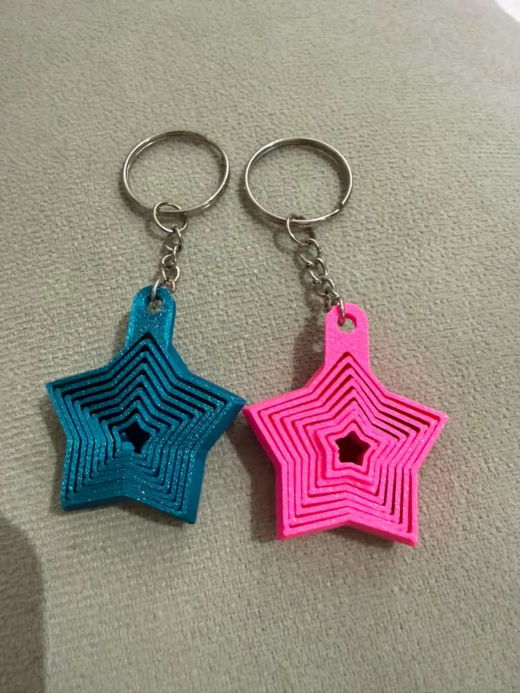 Chaveiro Fidget Estrelado — foto 1 de 3