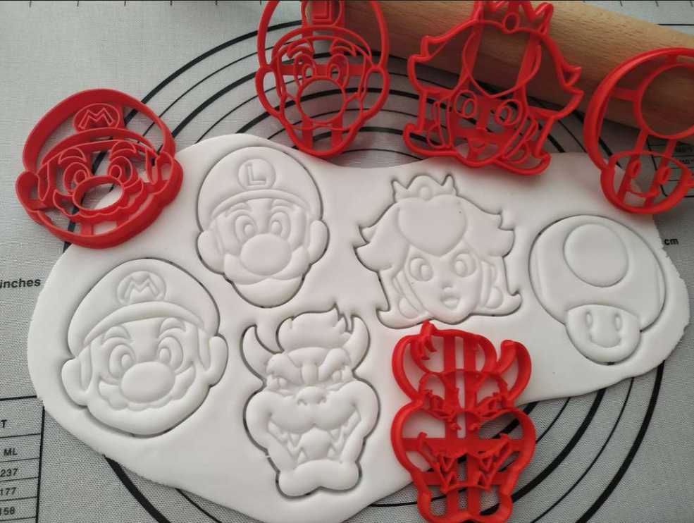 Cookie Cutter - Mario