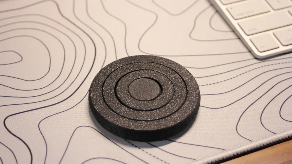 Giroscópio de 4 Anéis Fidget — foto 1 de 2